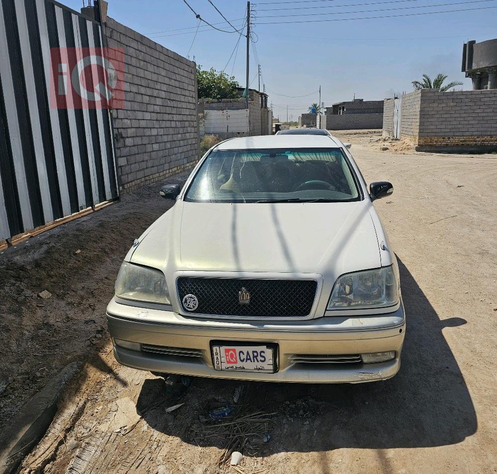تويوتا كراون